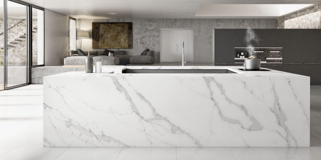Marble and stone, interior design trend this autumn. 