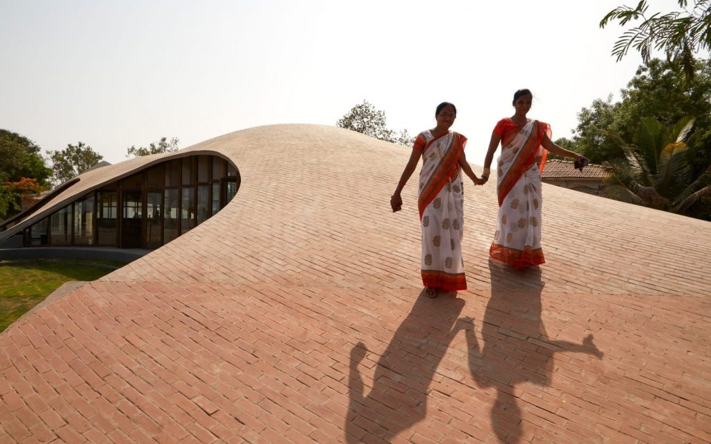 Biblioteca Maya Somaiya en India.