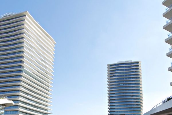 Zorlu-Center-Turquia-Marble-Compac